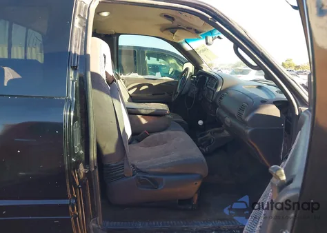 2001 Dodge Ram 1500 St z USA, uszkodzony, nr VIN 3B7HF13Z11G741479